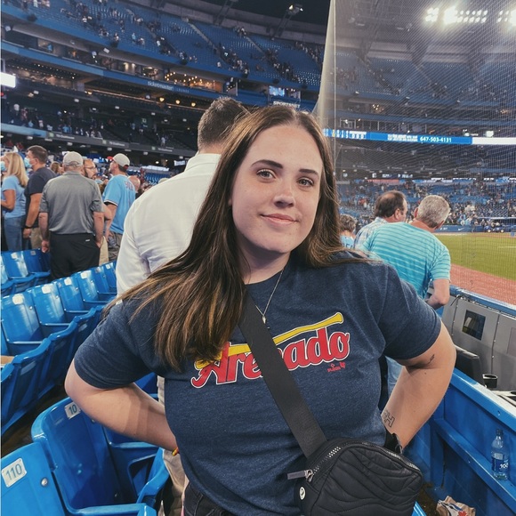 Meet your Posher, Jess - Picture 1 of 5